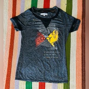 OXYGEN Women’s Dark Gray Tee - Size S